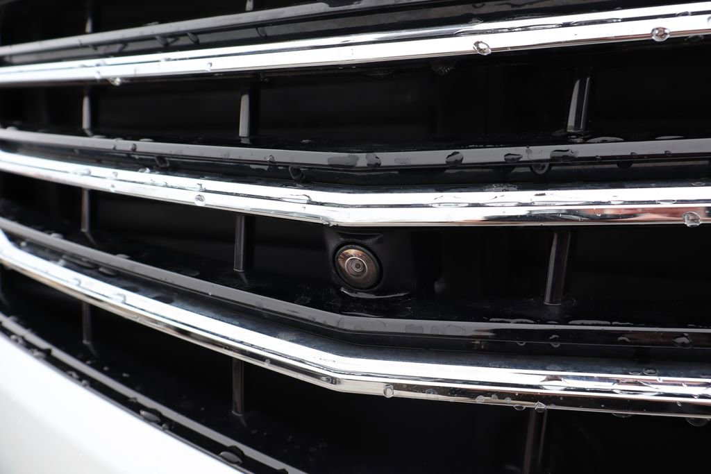 Used 2023 Chevrolet Equinox Premier image 8