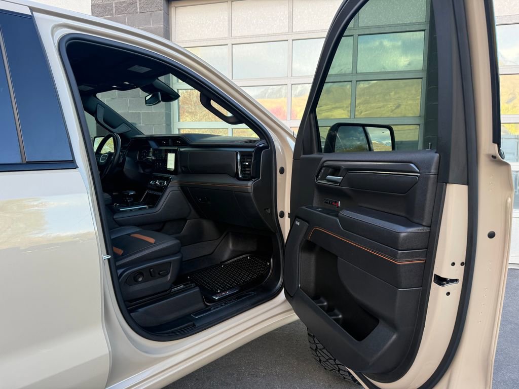 Used 2023 GMC Sierra 1500 AT4 w/ AT4 Premium Package image 14