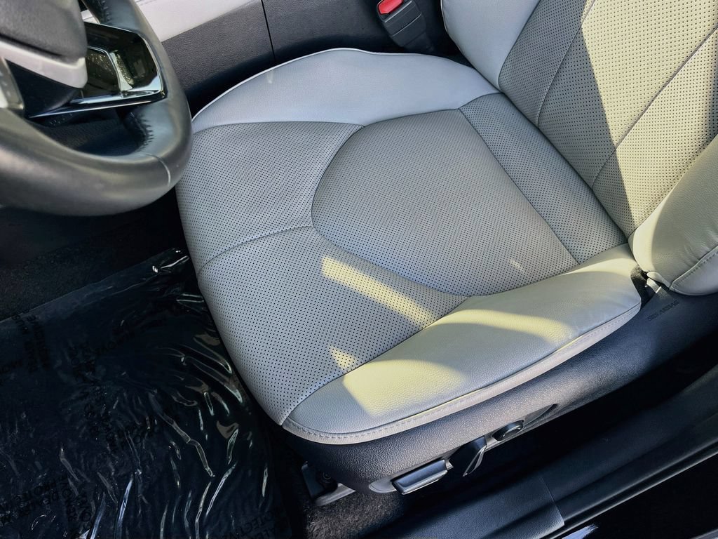 Used 2025 Toyota Grand Highlander FWD image 18