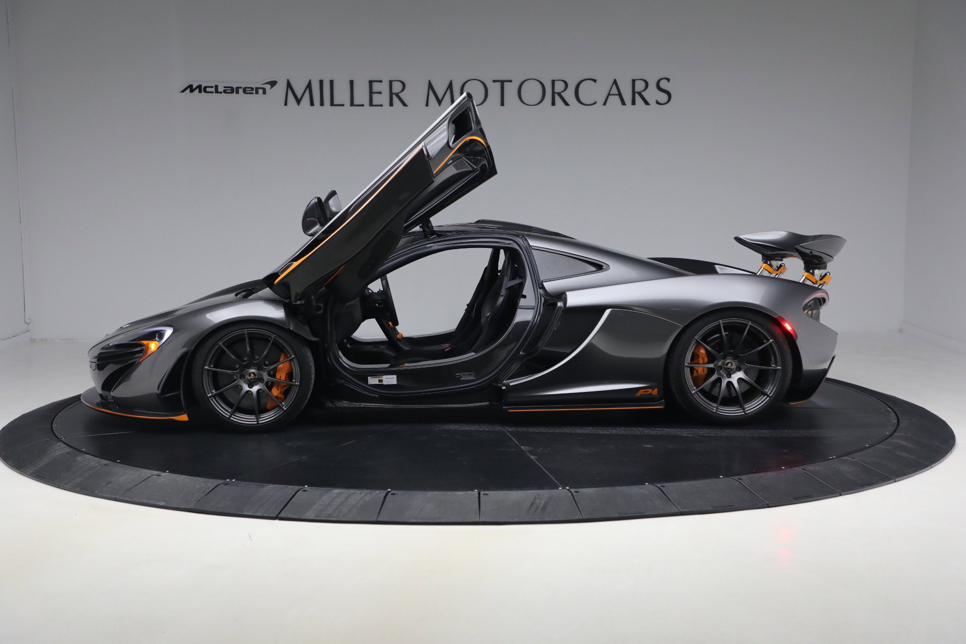 Used 2014 McLaren P1 image 15