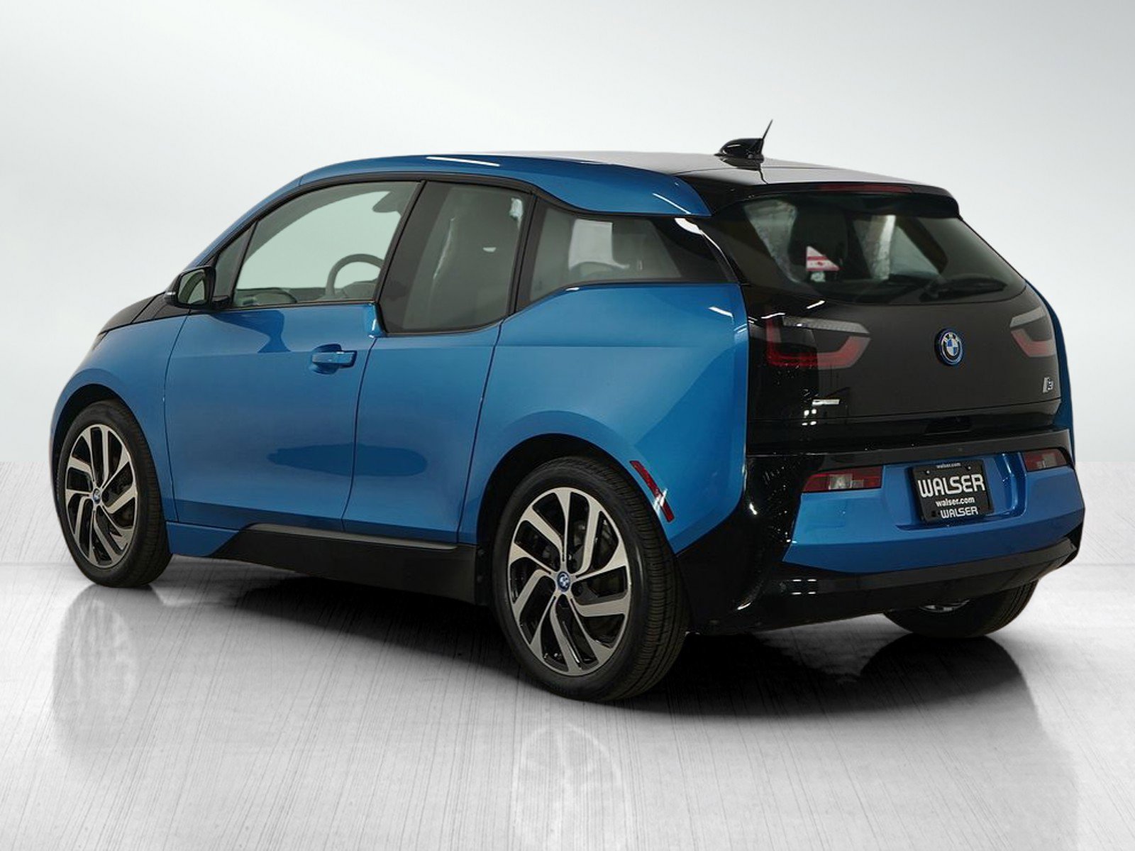 Used 2017 BMW i3 image 3