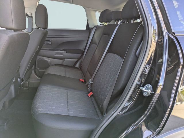 Used 2025 Mitsubishi Outlander Sport ES image 14
