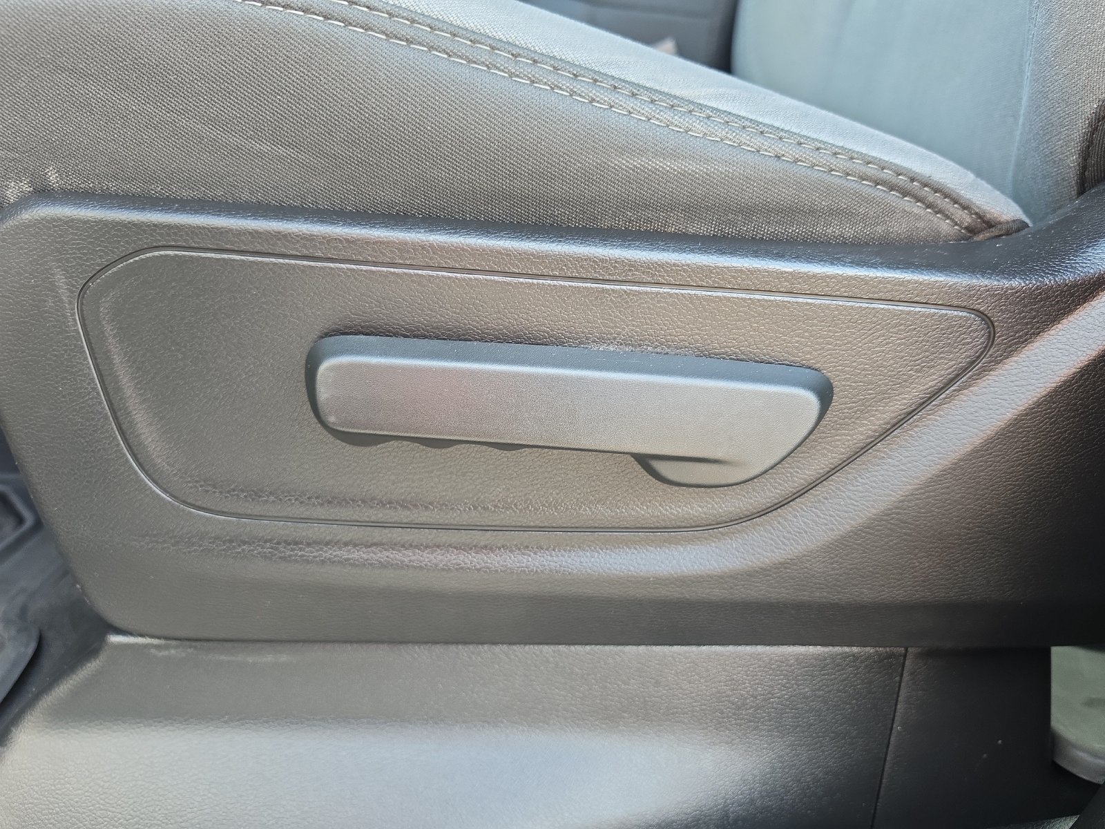 Used 2019 RAM 1500 Big Horn RWD image 18