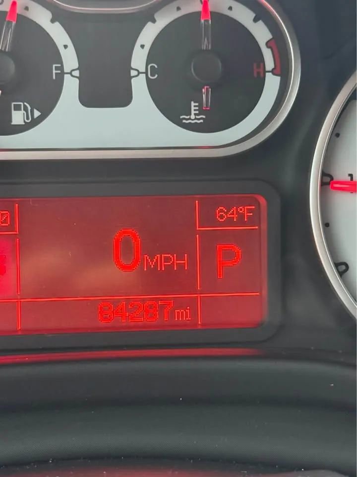 Used 2014 FIAT 500L Trekking image 10