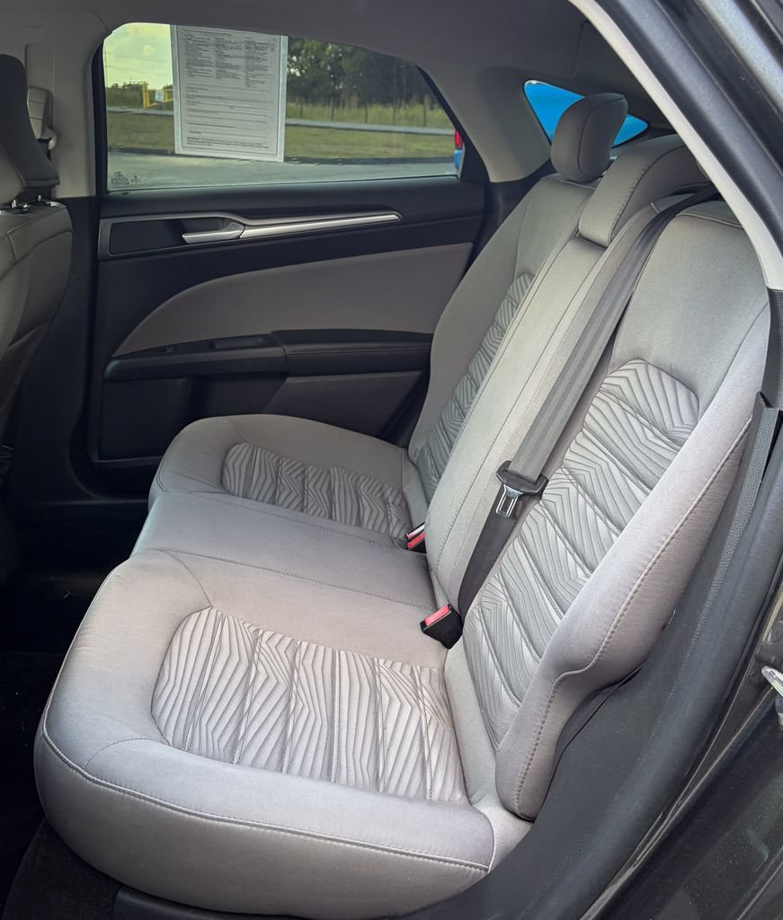 Used 2016 Ford Fusion S FWD image 17