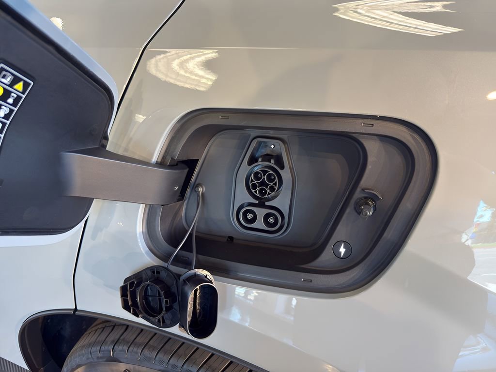 New 2026 Volvo EX30 Ultra w/ Protection Package image 24