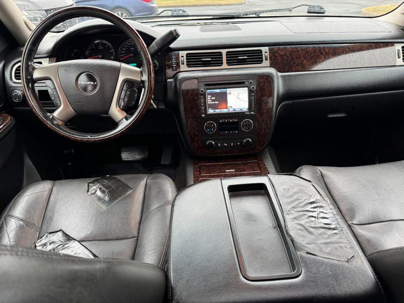 Used 2013 GMC Yukon XL Denali image 14