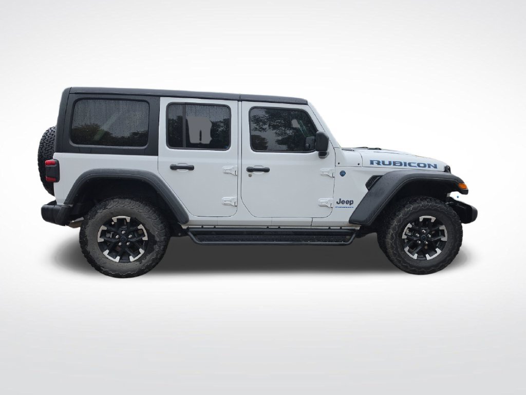 Used 2024 Jeep Wrangler Unlimited Rubicon 4xe w/ Convenience Group AWD/4WD image 8