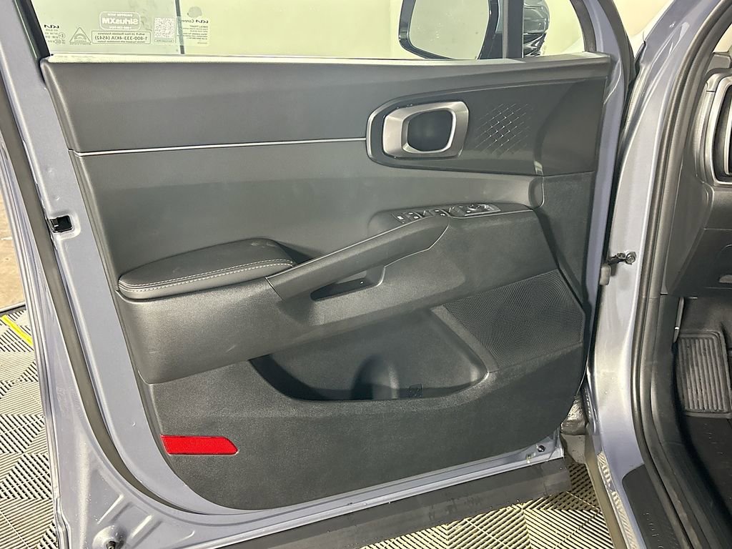 New 2025 Kia Sorento EX w/ Panoramic Sunroof Package image 26