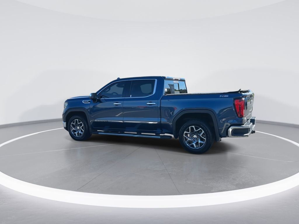 Used 2022 GMC Sierra 1500 SLT w/ SLT Premium Plus Package AWD/4WD image 6