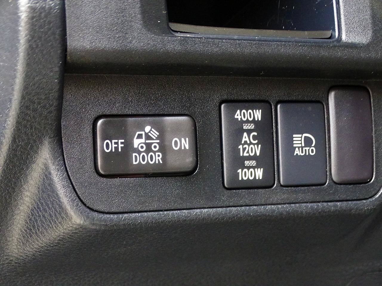 Used 2019 Toyota Tacoma TRD Off-Road AWD/4WD image 20