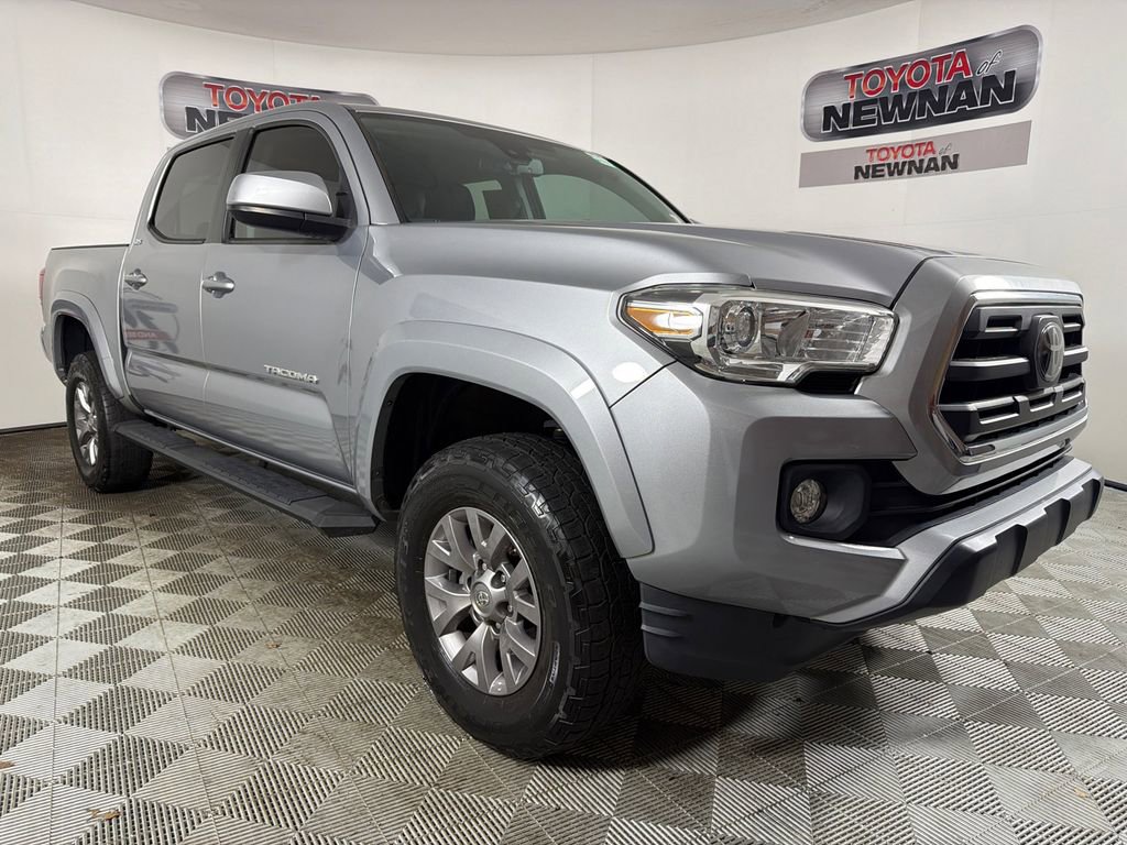 Used 2019 Toyota Tacoma SR5 RWD image 1