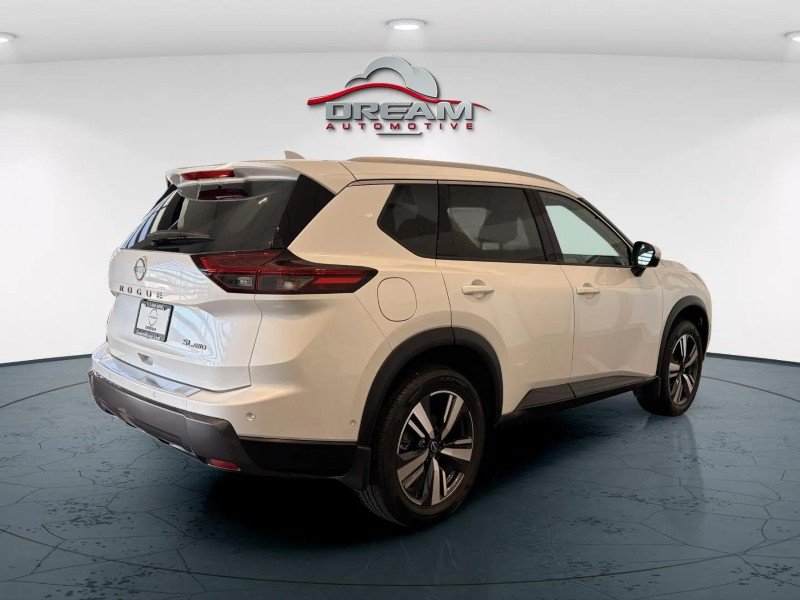 Used 2025 Nissan Rogue SL w/ SL Premium Package AWD/4WD image 21
