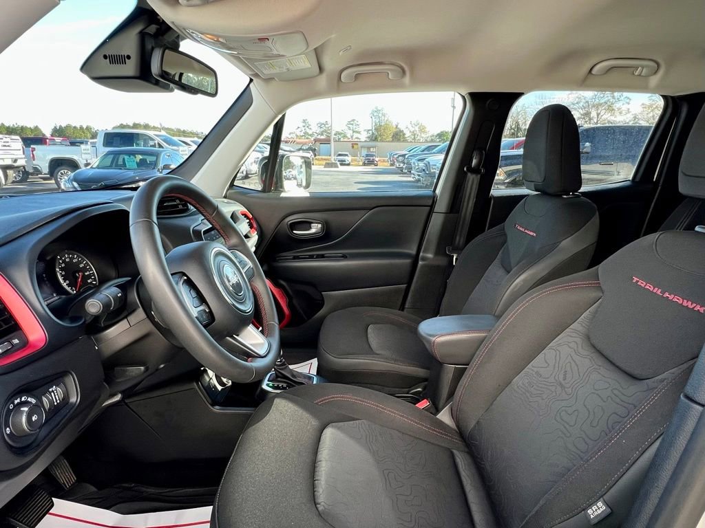 Used 2023 Jeep Renegade Trailhawk image 21