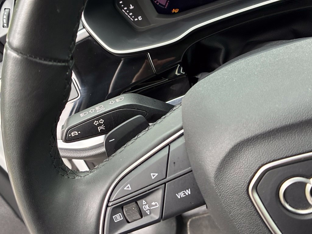 Used 2025 Audi Q3 2.0T Premium AWD/4WD image 31