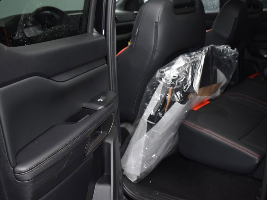 New 2025 Ford Ranger Raptor image 12