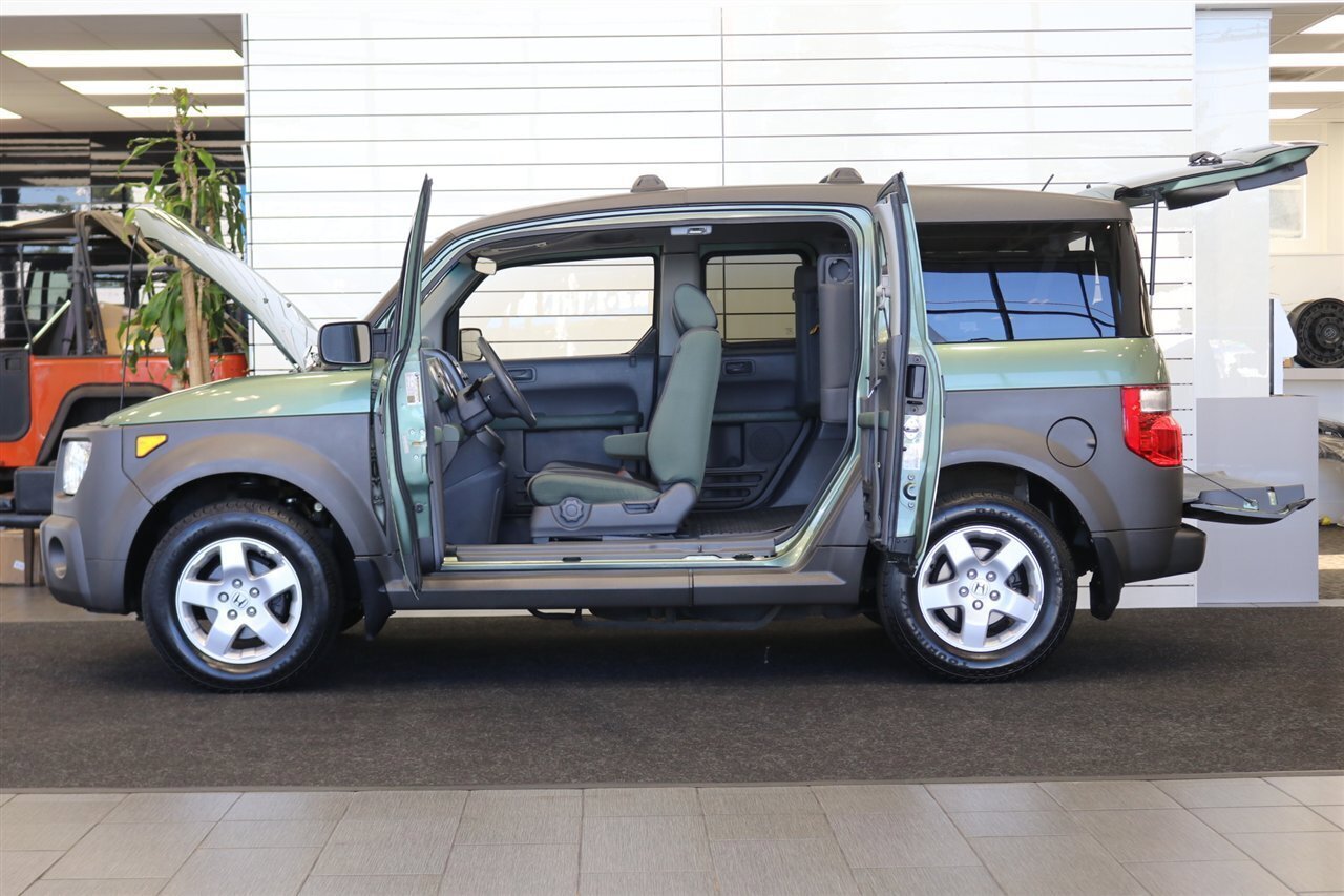Used 2005 Honda Element EX image 10
