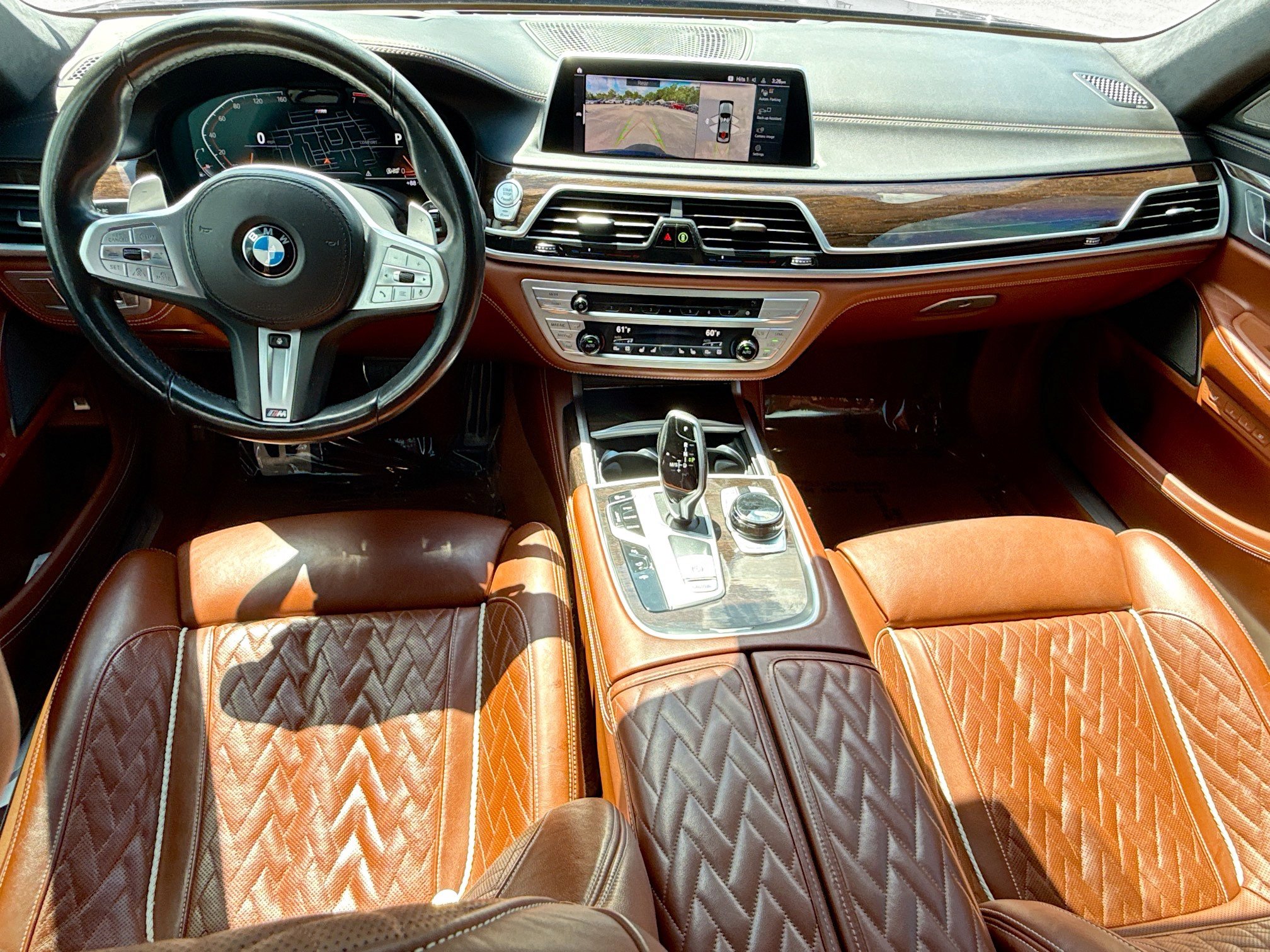 Used 2022 BMW 750i xDrive w/ Executive Package AWD/4WD image 16