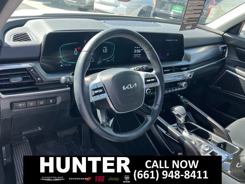 Used 2025 Kia Telluride S image 23