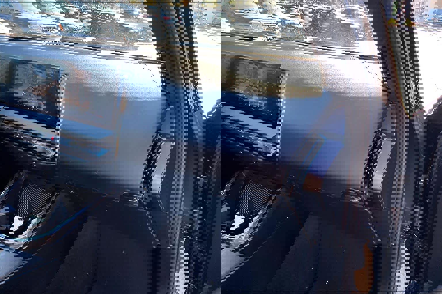 Certified 2025 BMW X3 xDrive30i image 19