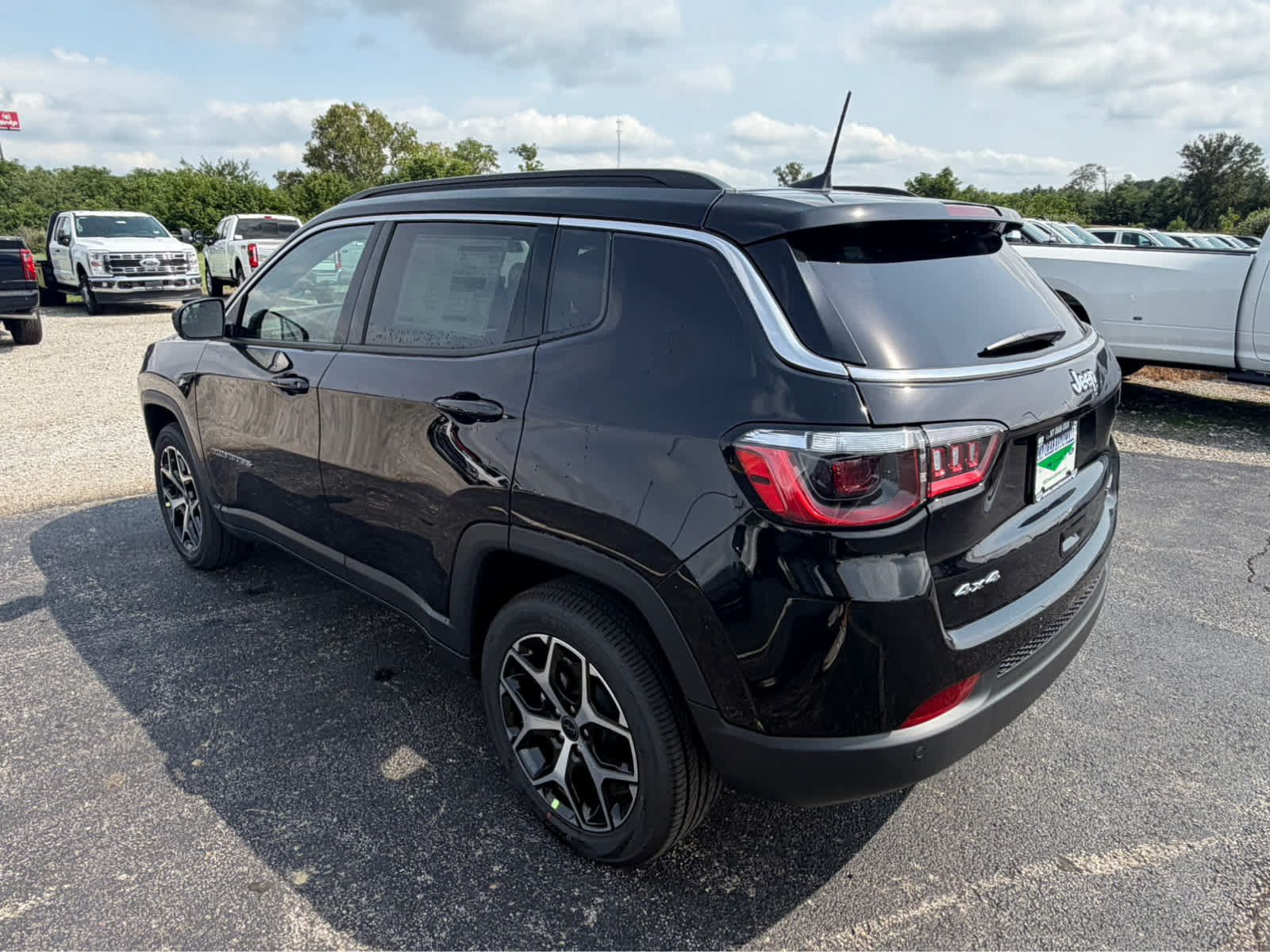 New 2026 Jeep Compass Limited w/ Sun, Sound & Navigation Group AWD/4WD image 4