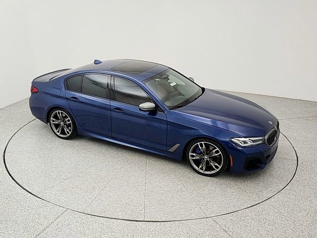 Used 2021 BMW M550i xDrive w/ Dynamic Handling Package image 15