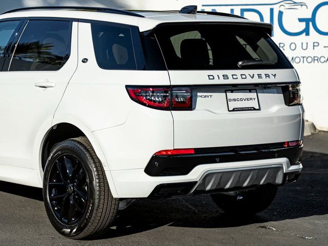 New 2025 Land Rover Discovery Sport S image 10