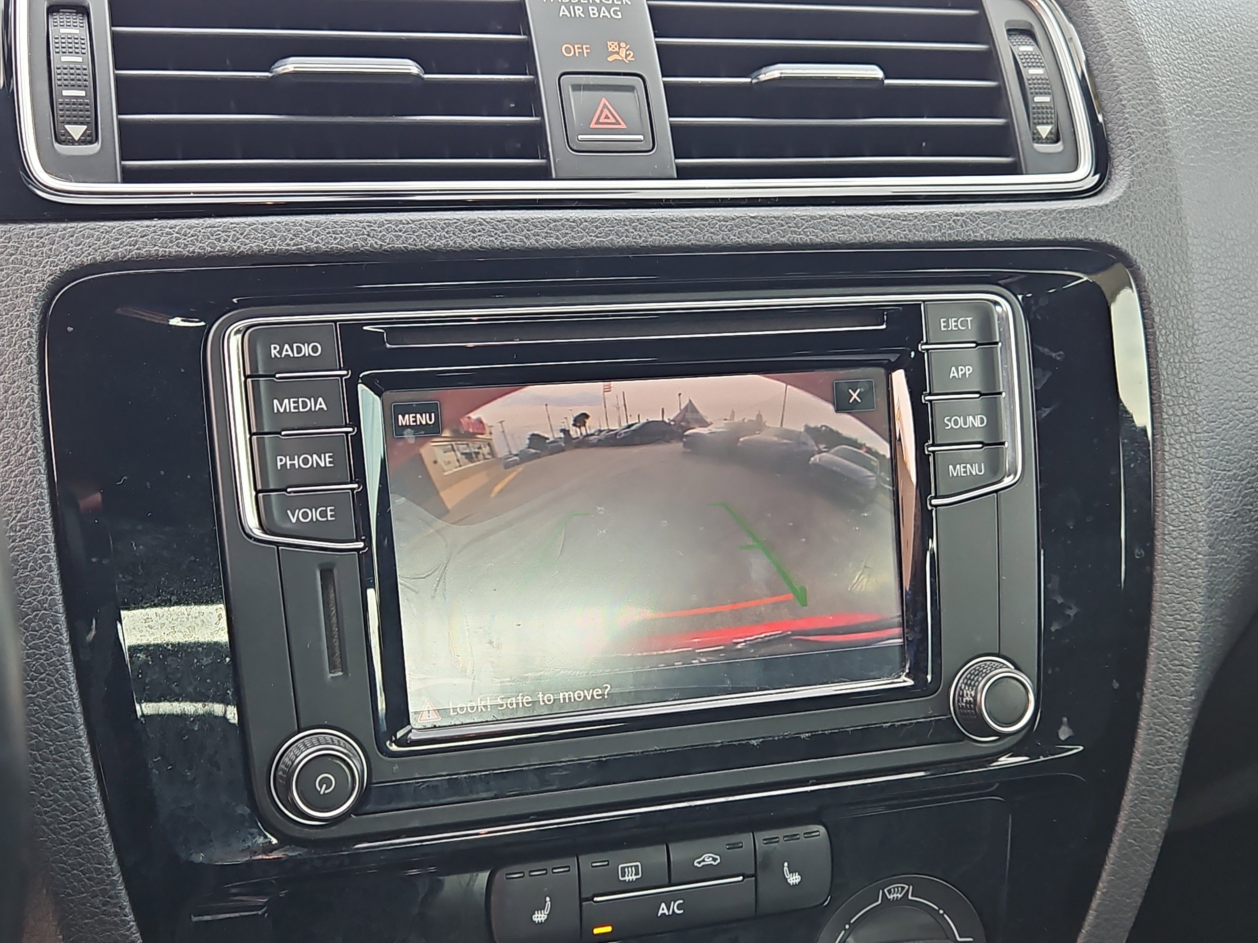 Used 2018 Volkswagen Jetta Sport image 21