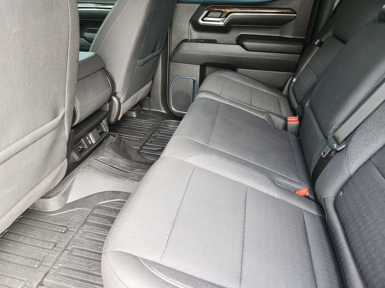 Used 2025 GMC Sierra 1500 Elevation image 28