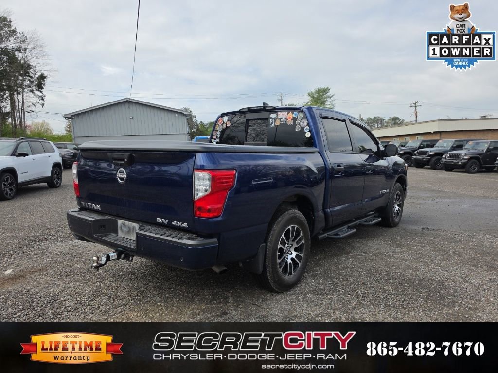 Used 2023 Nissan Titan SV w/ Accessory Utility Package image 5