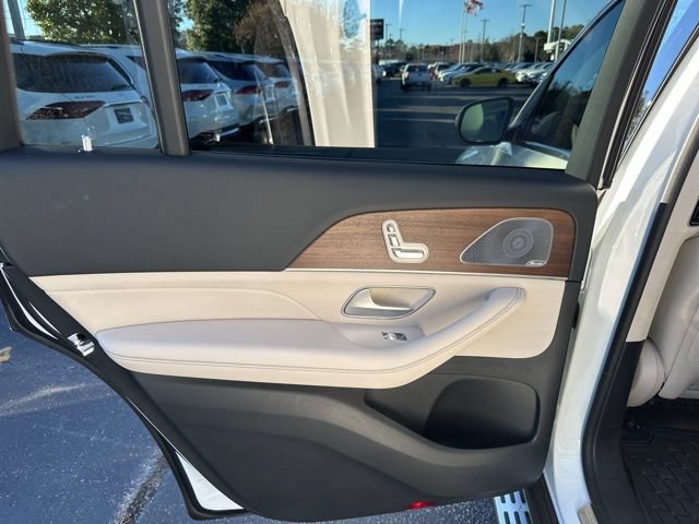 Used 2026 Mercedes-Benz GLS 450 4MATIC image 24