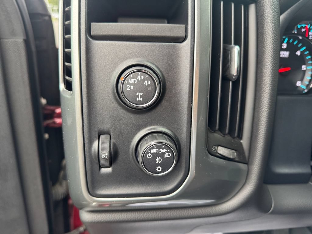 Used 2015 Chevrolet Silverado 1500 LT w/ All Star Edition AWD/4WD image 23
