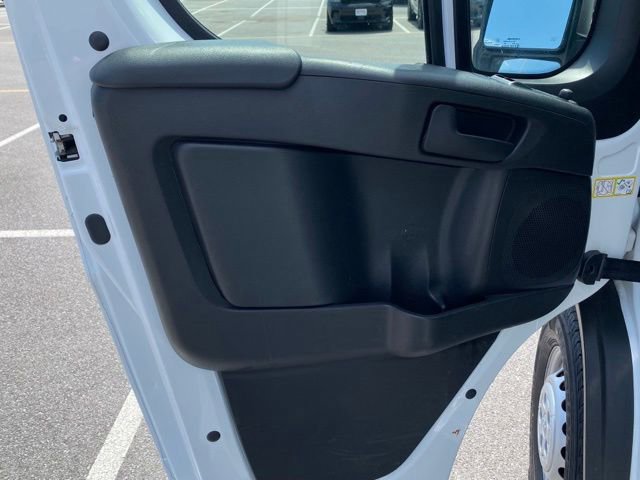 Used 2025 RAM ProMaster 2500 w/ Convenience Group FWD image 11