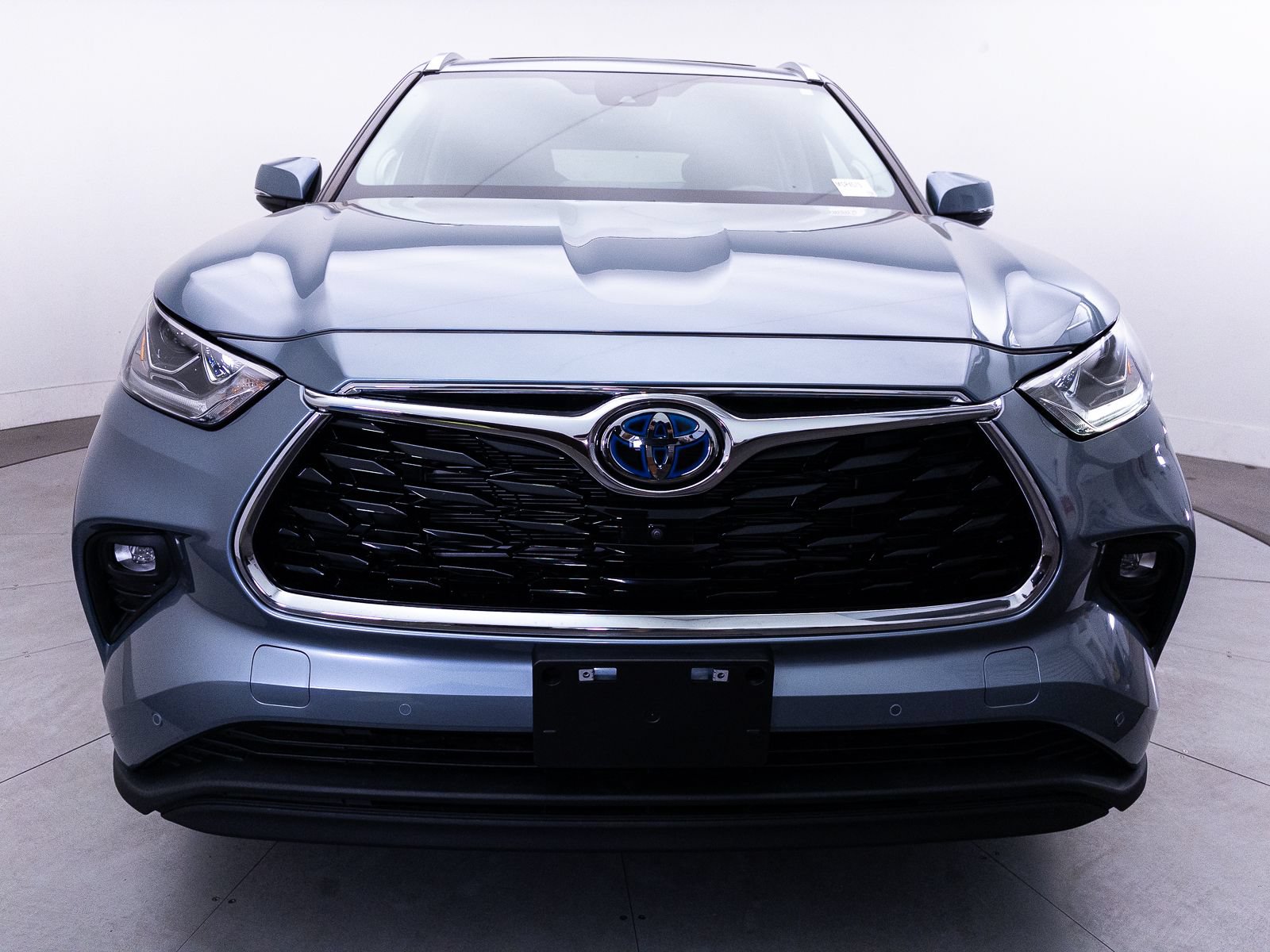 Used 2023 Toyota Highlander Limited AWD/4WD image 16
