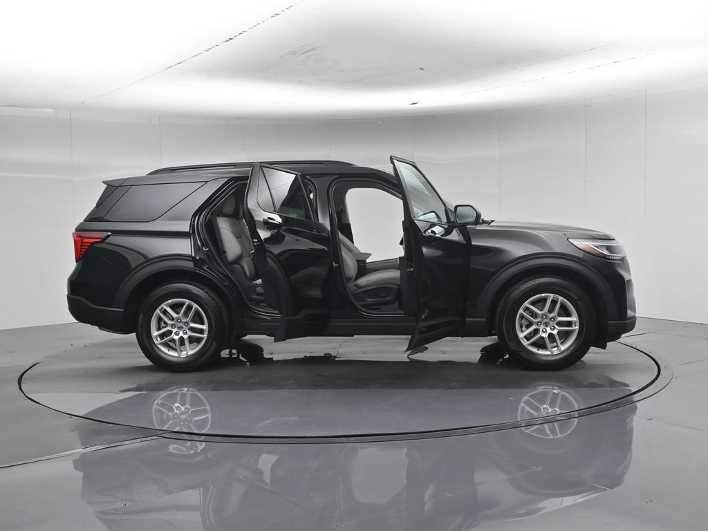 New 2026 Ford Explorer Active w/ Active Comfort Package RWD image 36