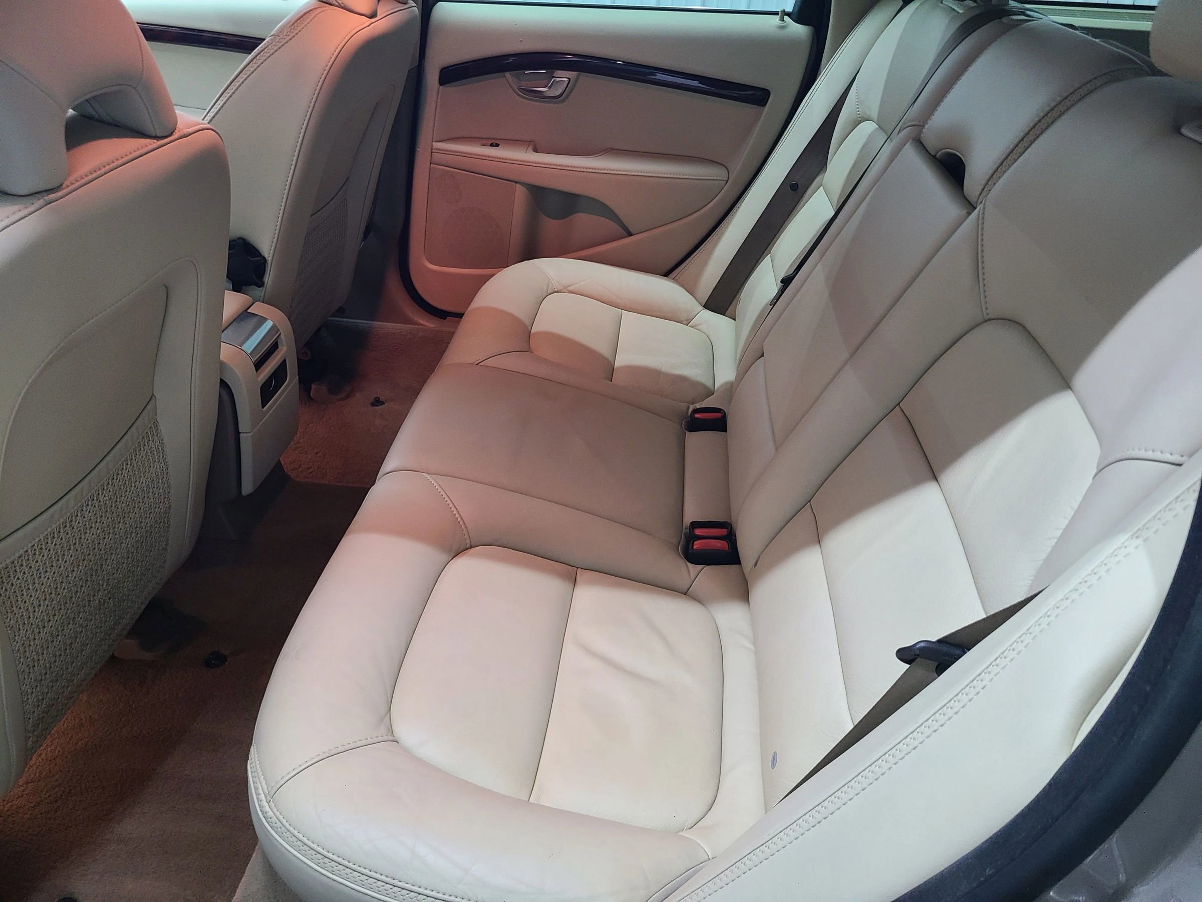 Used 2015 Volvo XC70 T5 Platinum image 36