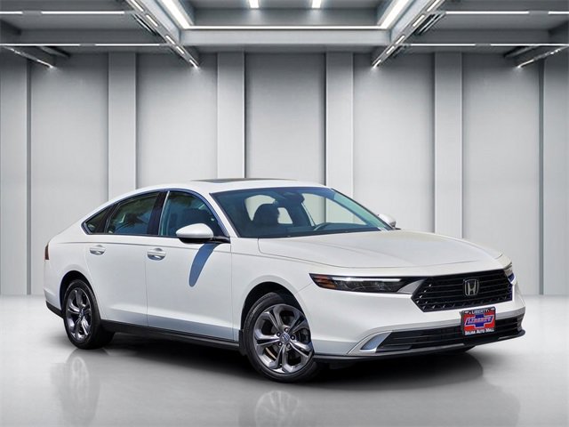 Used 2023 Honda Accord EX video 1