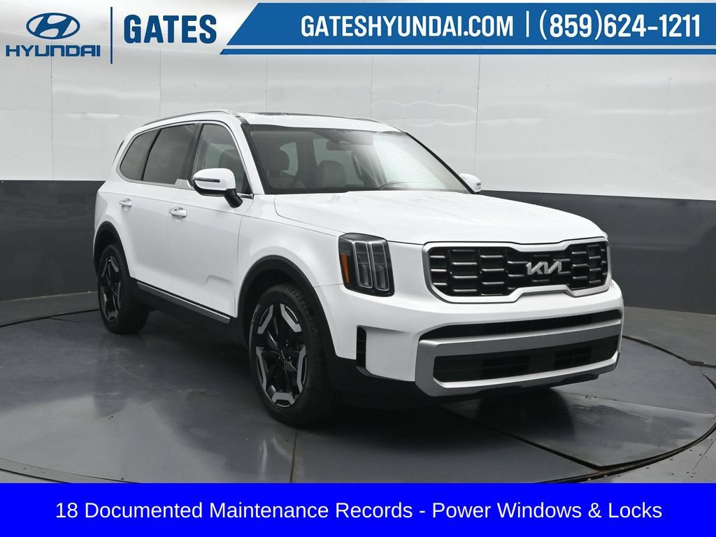 Used 2024 Kia Telluride S w/ S Sunroof Package FWD image 4