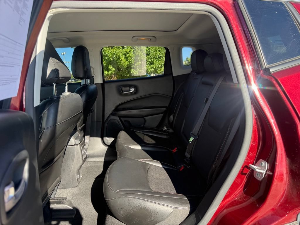 Used 2020 Jeep Compass Latitude AWD/4WD image 23