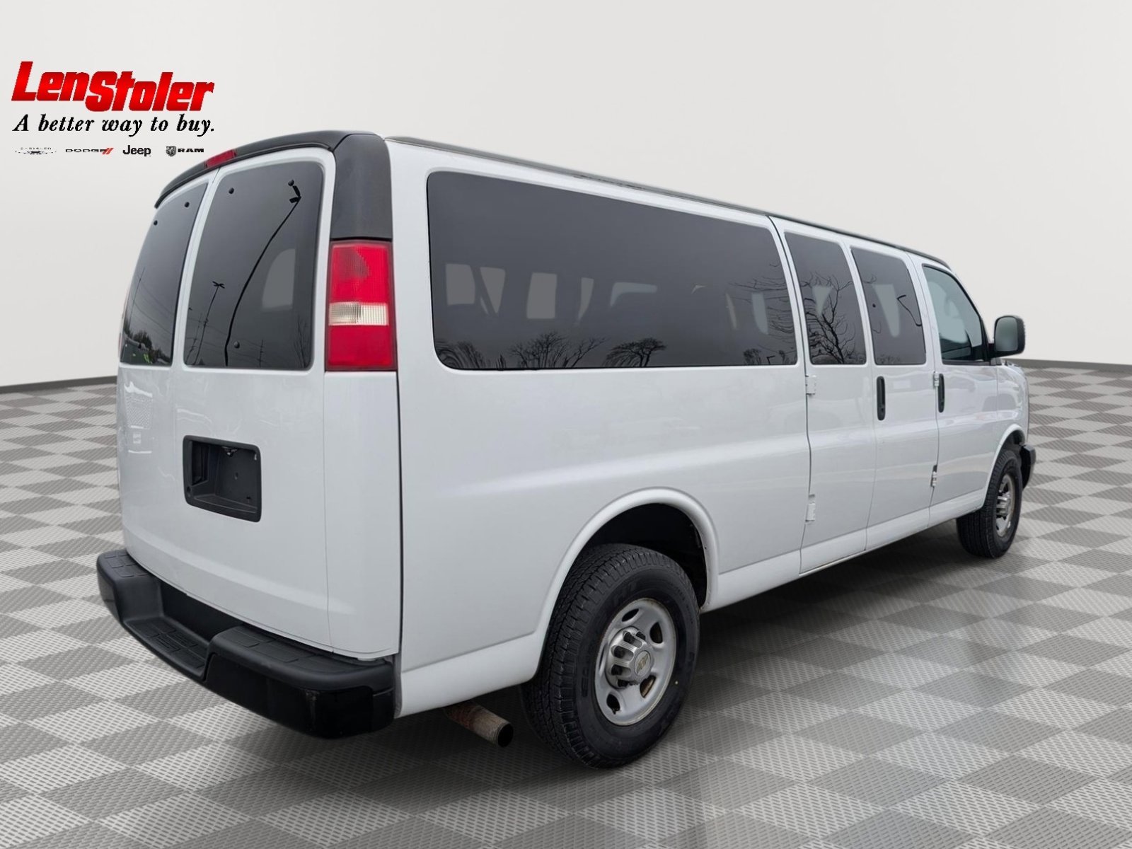 Used 2013 Chevrolet Express 3500 LS image 5