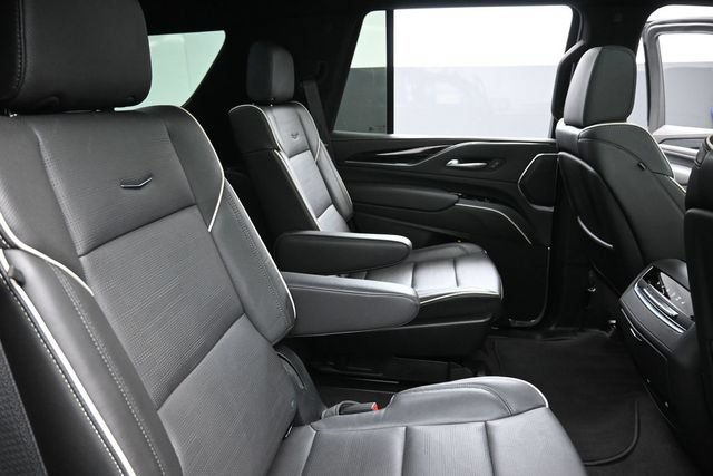 Used 2024 Cadillac Escalade Sport AWD/4WD image 30