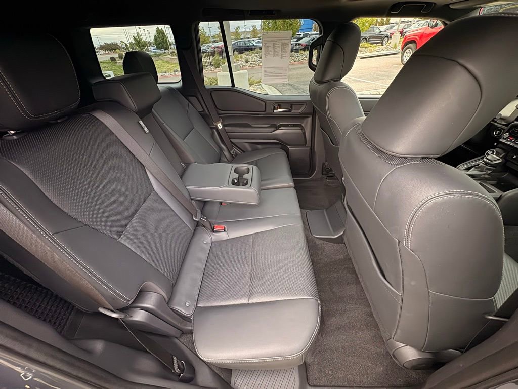 Used 2025 Toyota Land Cruiser AWD/4WD image 33