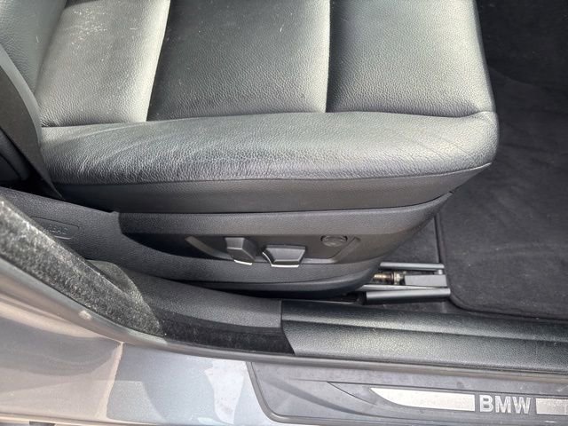 Used 2011 BMW 535i xDrive Sedan AWD/4WD image 11