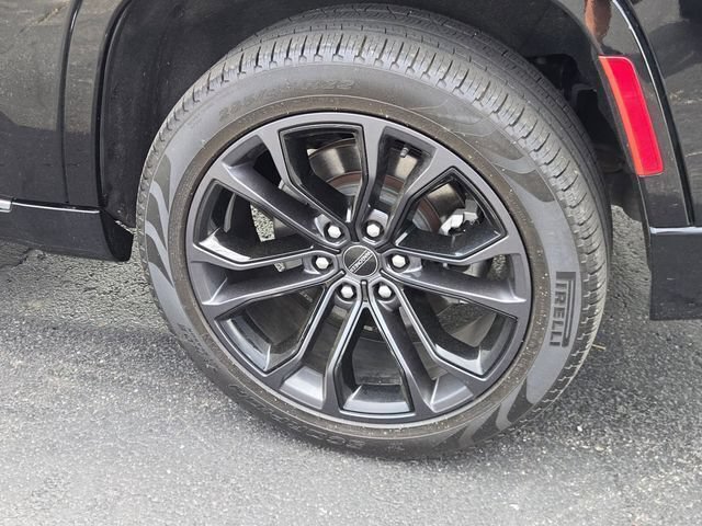 Certified 2024 Jeep Grand Wagoneer Series II Obsidian w/ Quick Order Packagew 28T AWD/4WD image 10