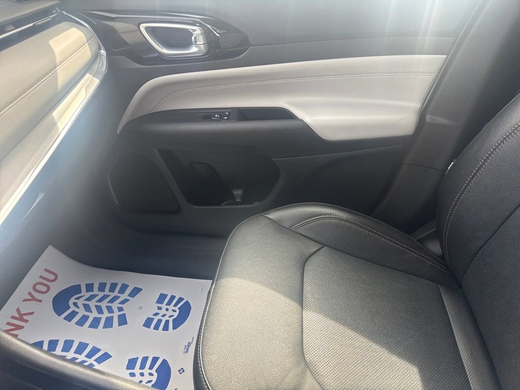 Certified 2022 Jeep Compass Limited image 23