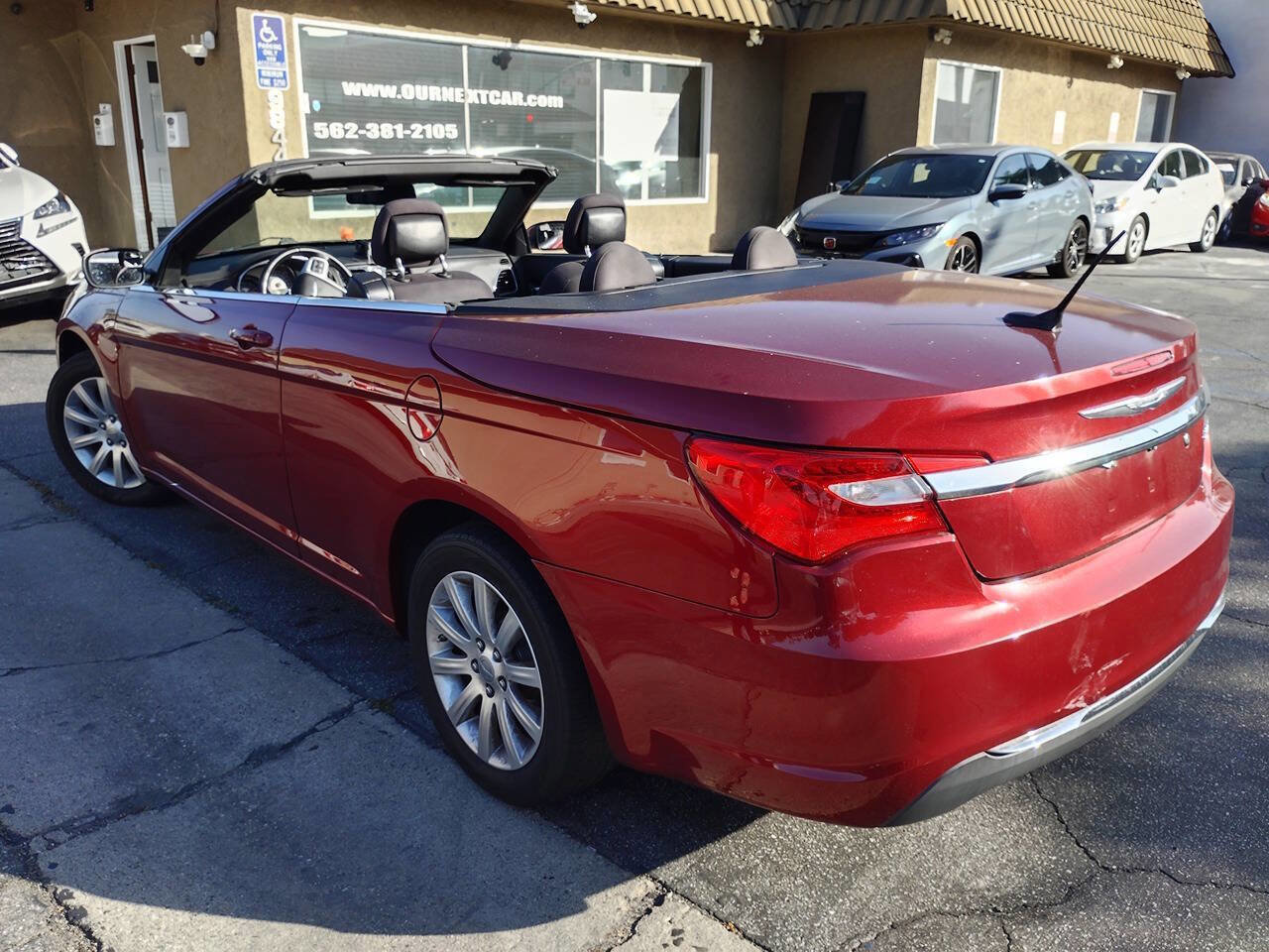 Used 2013 Chrysler 200 Touring image 4