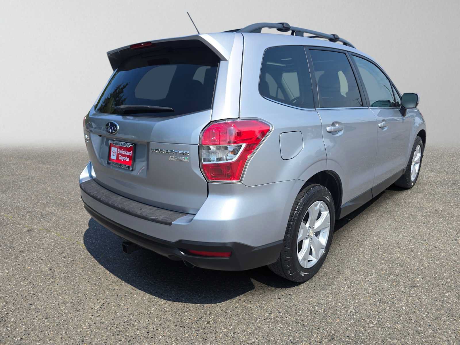 Used 2014 Subaru Forester 2.5i Limited AWD/4WD image 3