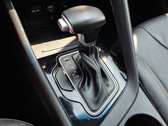 Used 2022 Kia Niro Touring Special Edition FWD image 17