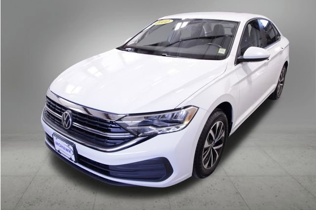 Used 2022 Volkswagen Jetta S image 1