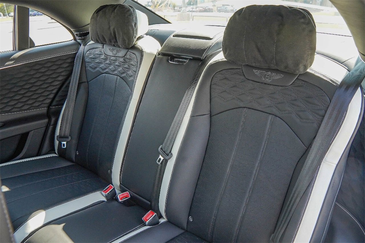 New 2026 Bentley Flying Spur Plug-In Hybrid image 39